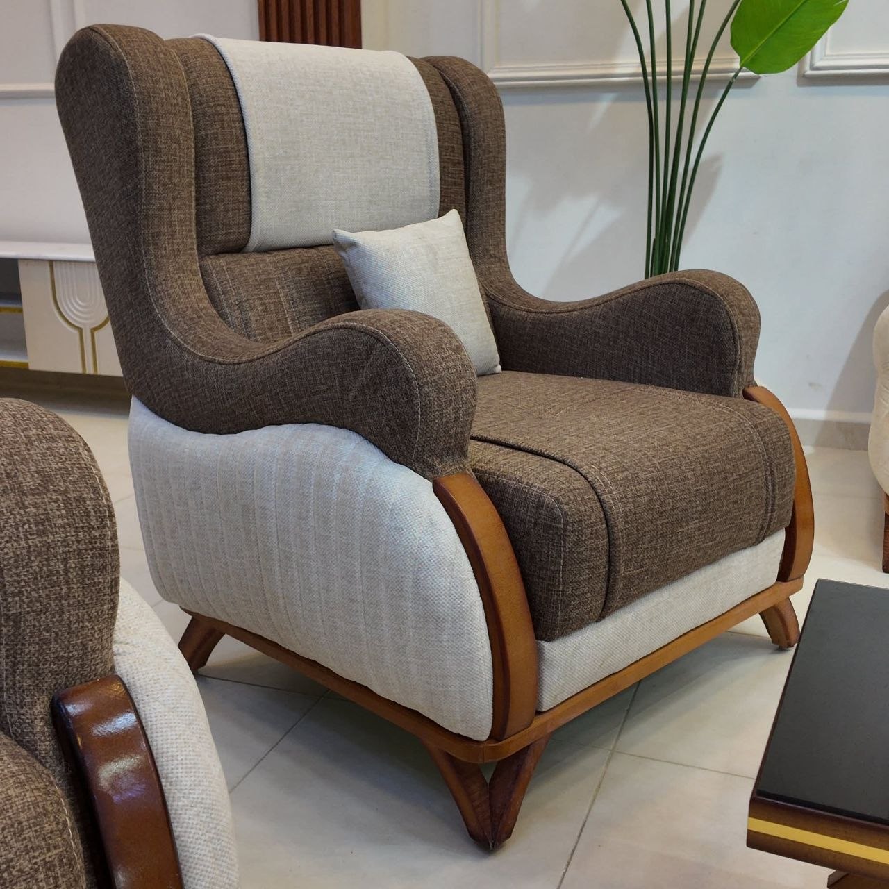 Madira 8P